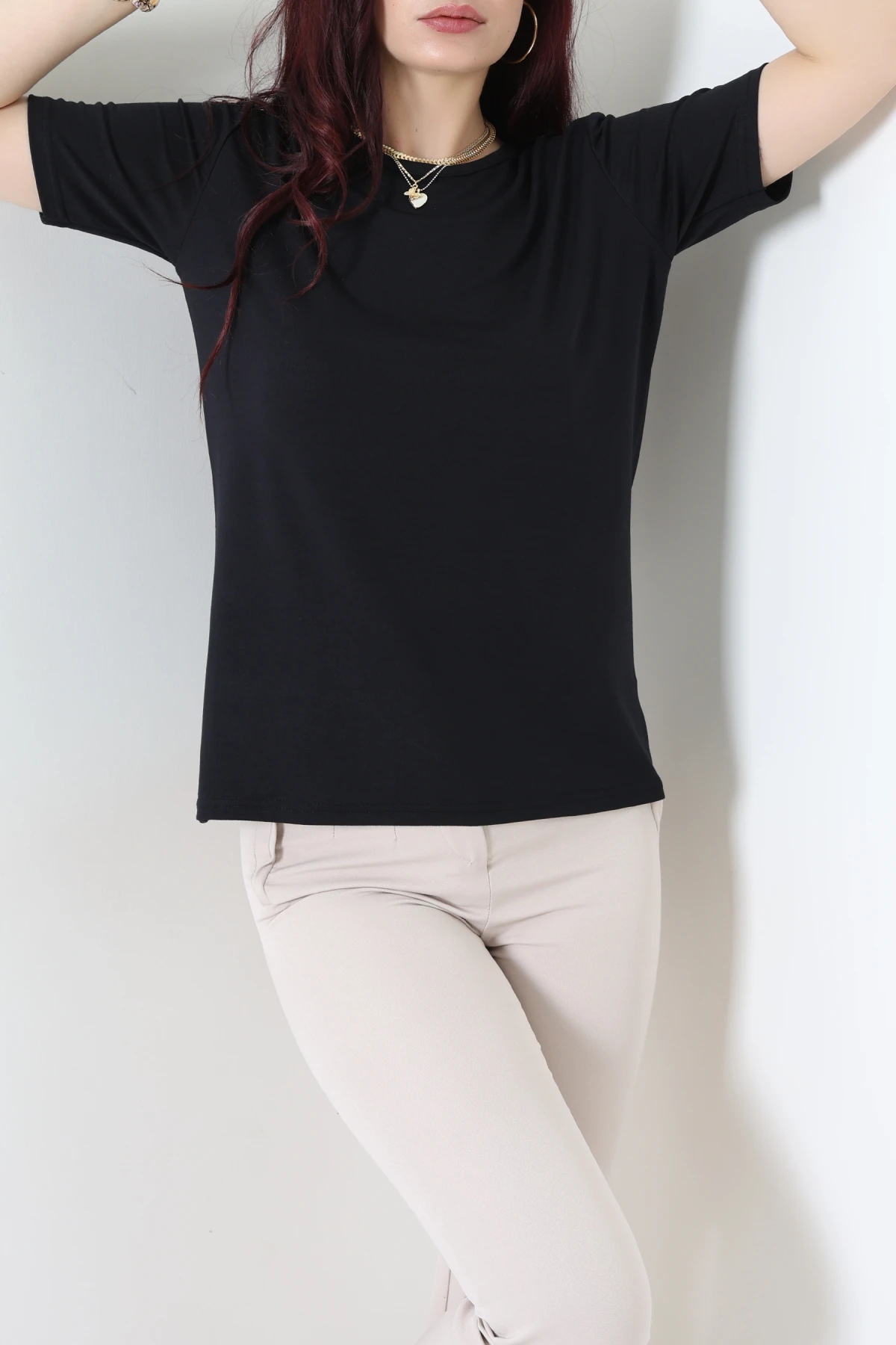 Bisiklet Yaka Kısa Kollu Viskon Bluz Siyah - 71488.599.