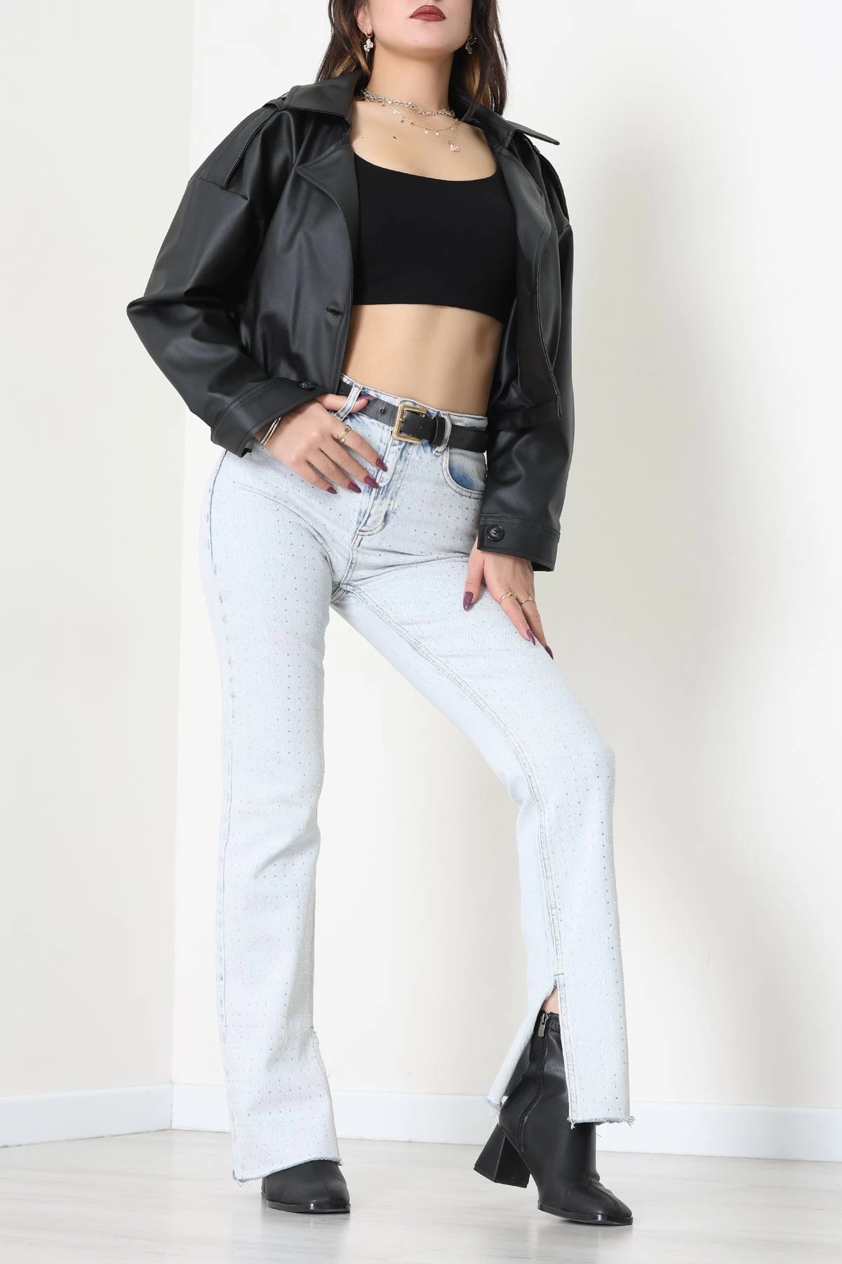 Astarlı Deri Ceket Siyah - 8770.179.